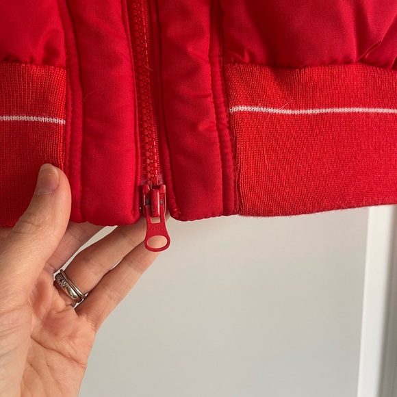 Vintage Obermeyer Red Puffer Vest - L - Picture 4 of 6